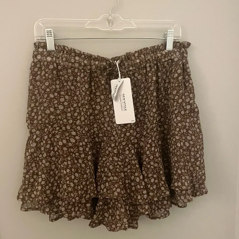 Chiffon Ruffle Skort - Picture 2 of 3